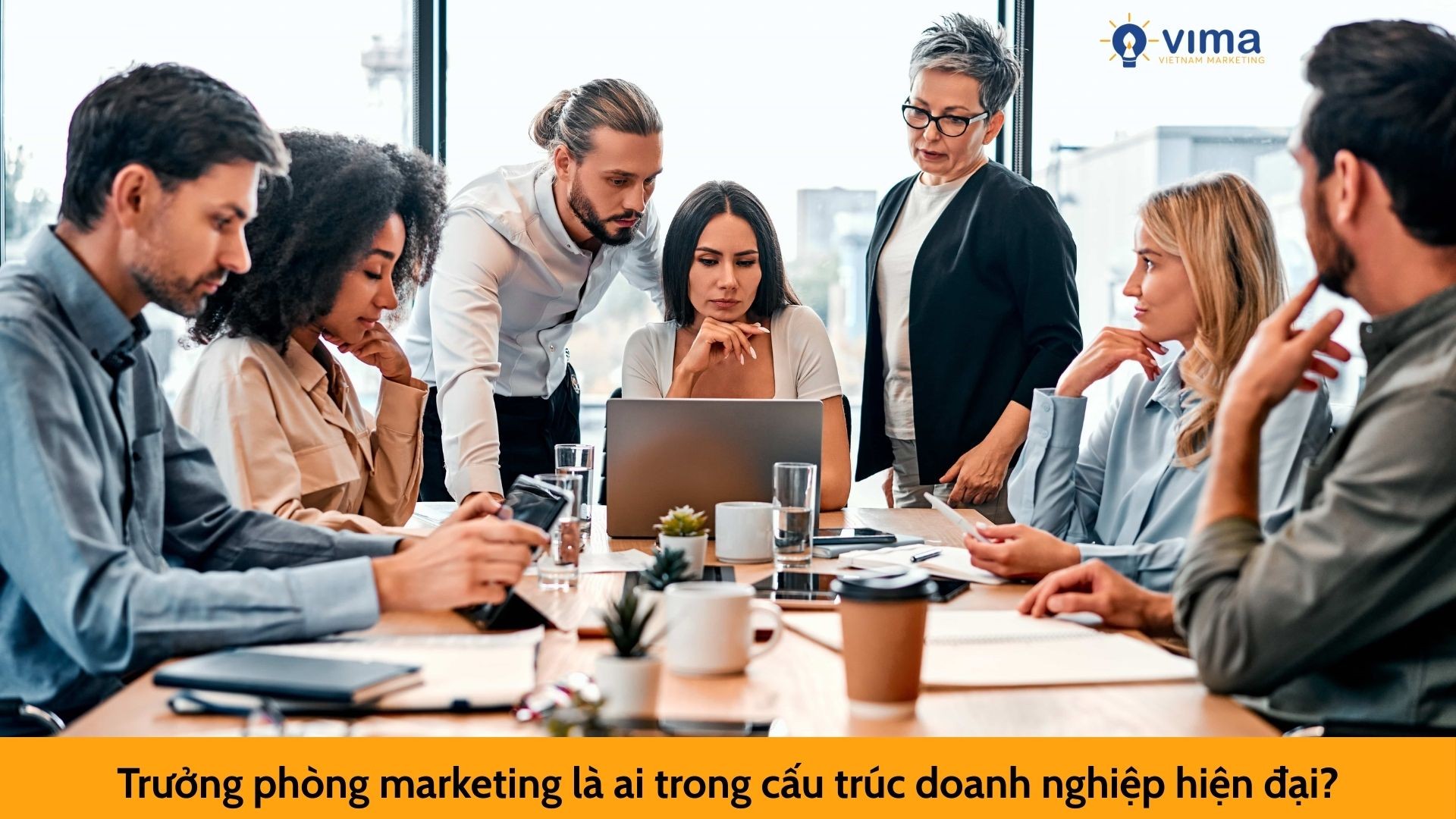 Trưởng phòng marketing là ai trong cấu trúc doanh nghiệp hiện đại?